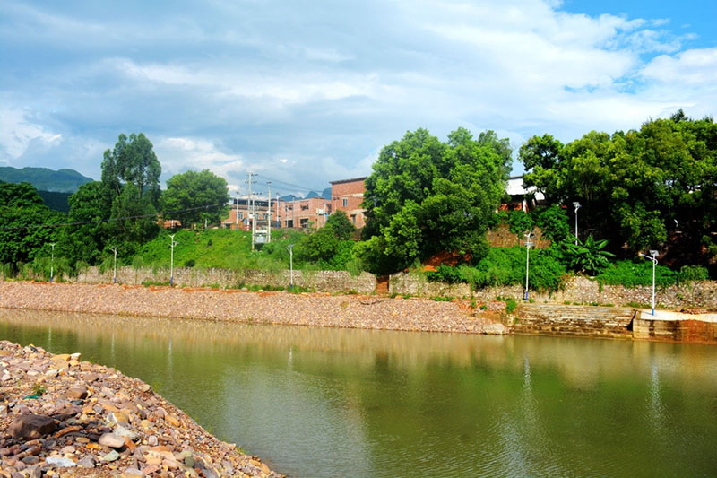 ���ݿh���(zh��n)ͬ����ί��Ӻ��