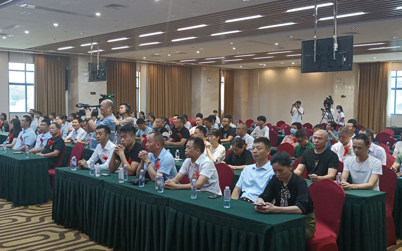 ���(d��ng)�F(xi��n)��(ch��ng)�����(ji��n)�z