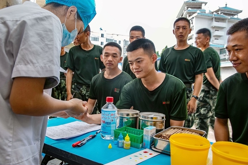 �����ˆT���ٱ�Ѫ�͡�