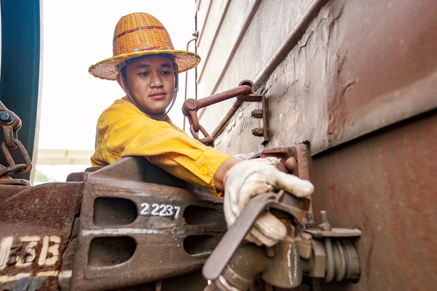 �B�Y(ji��)�T�P(gu��n)�]�۽����T����(zh��n)�����L(f��ng)����