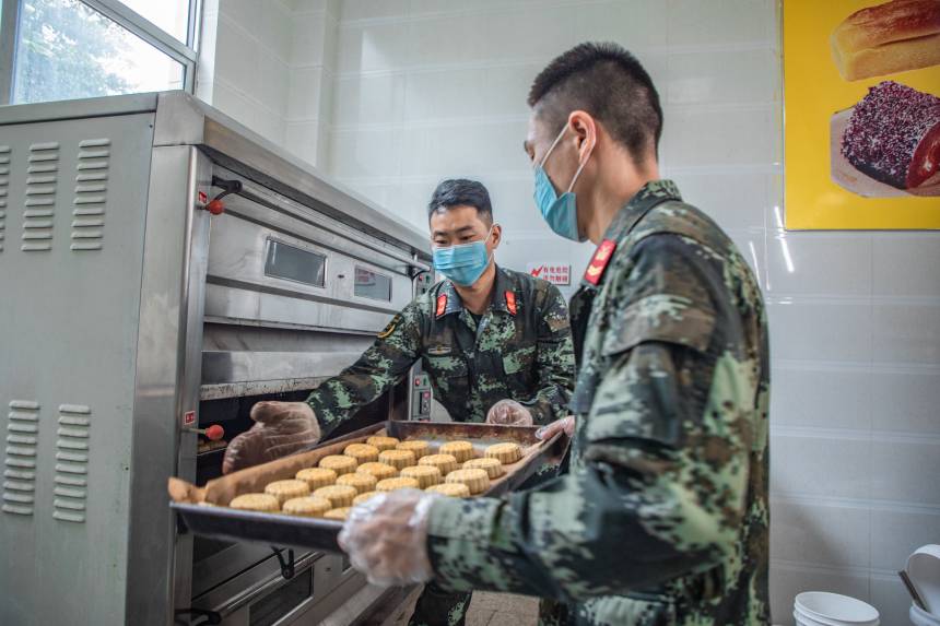 �侯�ٱ��໥�f(xi��)��������뿾���M�к決���侯�V����꠹��D