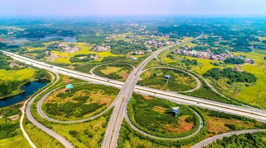 ���ϻ�ͨ���ɳǔz