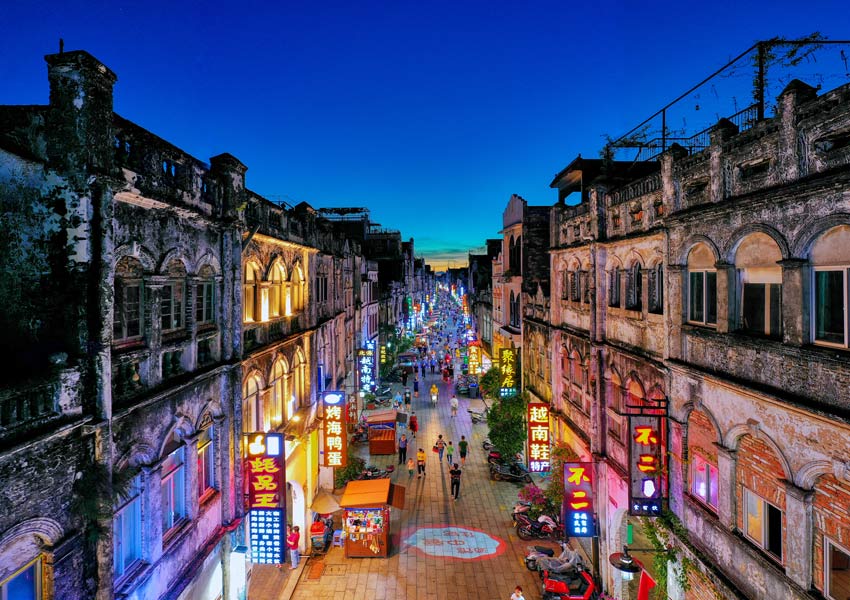 �����Ͻ�֪���Ȳ��������������οͼ������������c�A�z