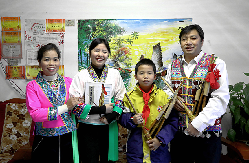 ��|�ַ����c��Ůϲӭ�Ҹ�����