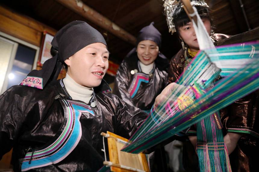 ����DŮ�������s��������b�����տ��z