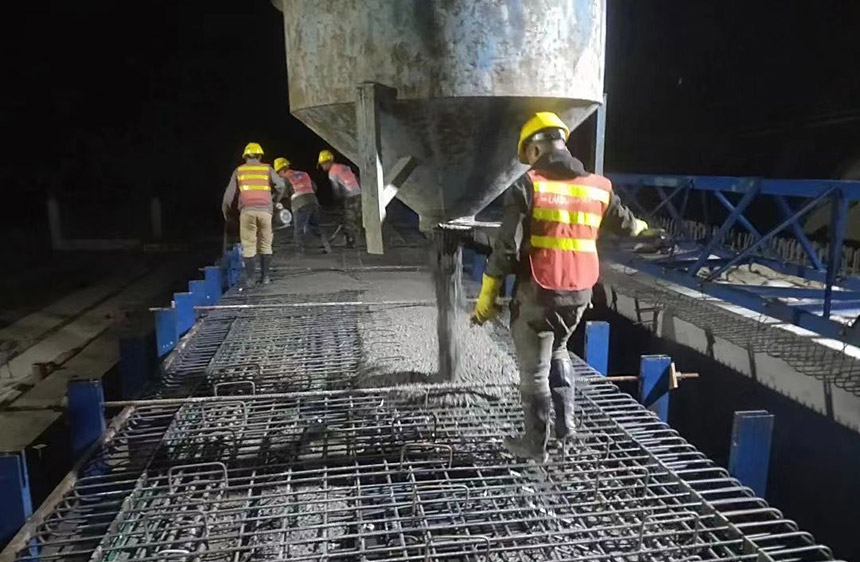 �A(y��)�����������I(y��)�F(xi��n)�����Ϸ������Ŀָ�]�����D