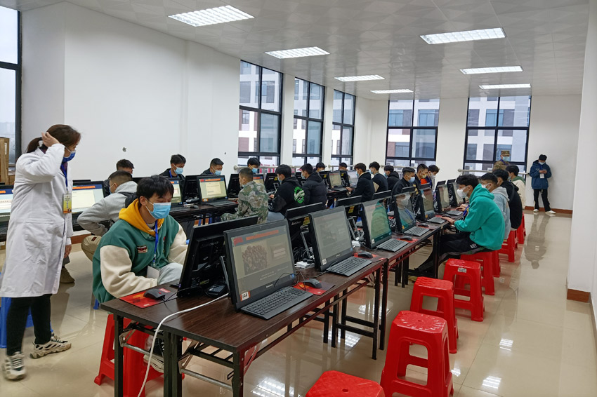 右江區(qū):嚴密組織征兵總檢 向部隊輸送優(yōu)質(zhì)兵員【2】