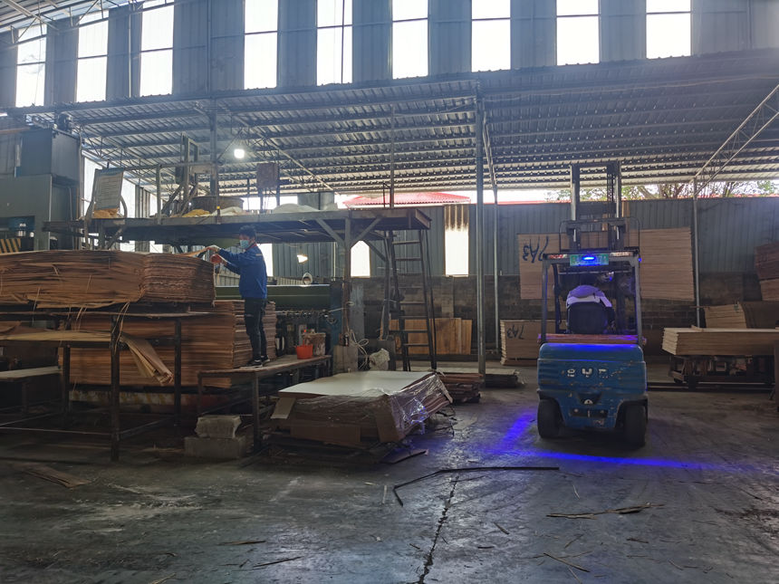 共青團助力企業(yè)復工復產(chǎn)