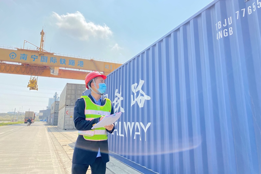 �ό����H�F·��؛�\�T���ڙz�鼴���b܇�ĳ��ڼ��b����������Ʊһ������һ���z