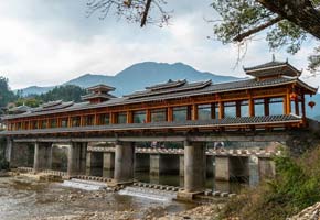 美麗的風(fēng)雨橋