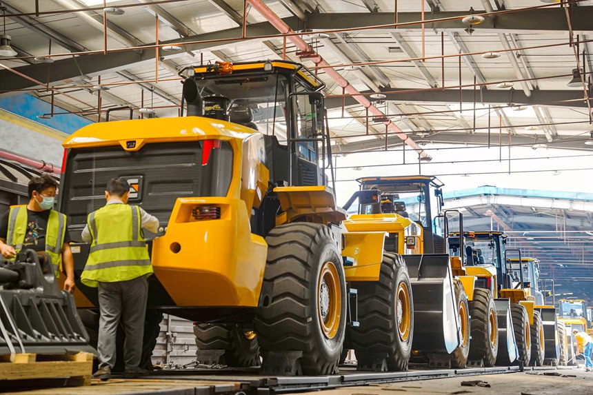 ��Խ�羳�����b�d�ӹ̬F(xi��n)��(ch��ng)��������z