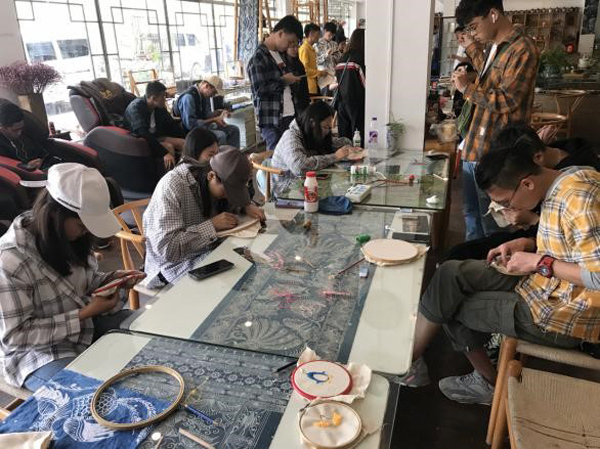 ����Ⱦ�C��(sh��)�(y��n)�ҡ��ӳ،W(xu��)Ժ���D