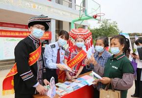 “千名黨員入社區(qū)下村組進(jìn)校園”社保繳費(fèi)便民服務(wù)專(zhuān)項(xiàng)活動(dòng)正式啟動(dòng)