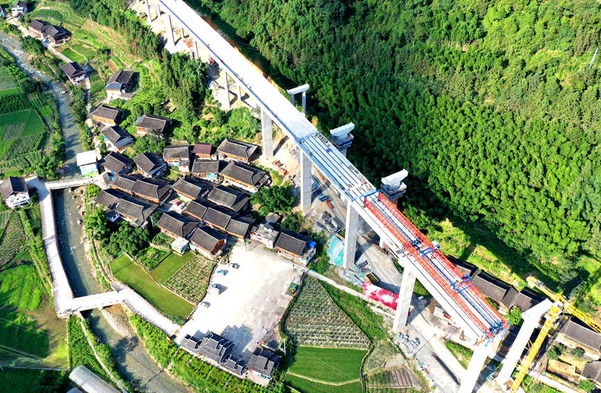 ���Ǹ��ٹ�·���O(sh��)�F(xi��n)������־��z