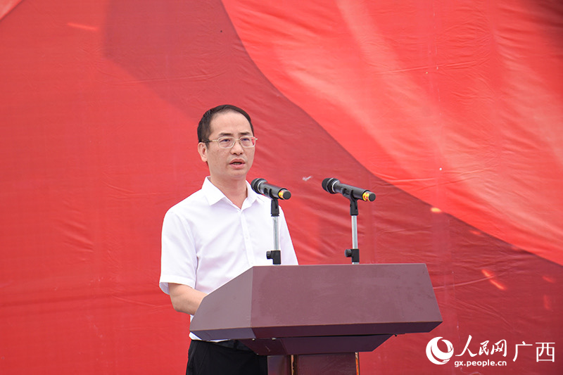 林金偉發(fā)音。人民網(wǎng) 王功孝攝