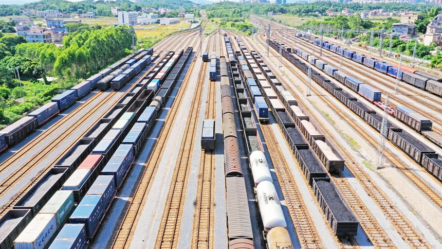 玉林站調(diào)車作業(yè)二場俯瞰圖。梁源嵩攝