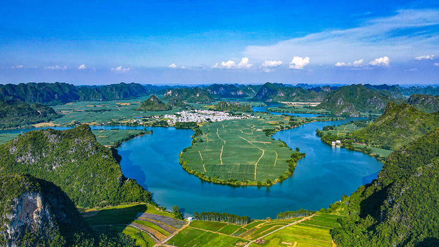 左江第一灣。韋任鋒攝