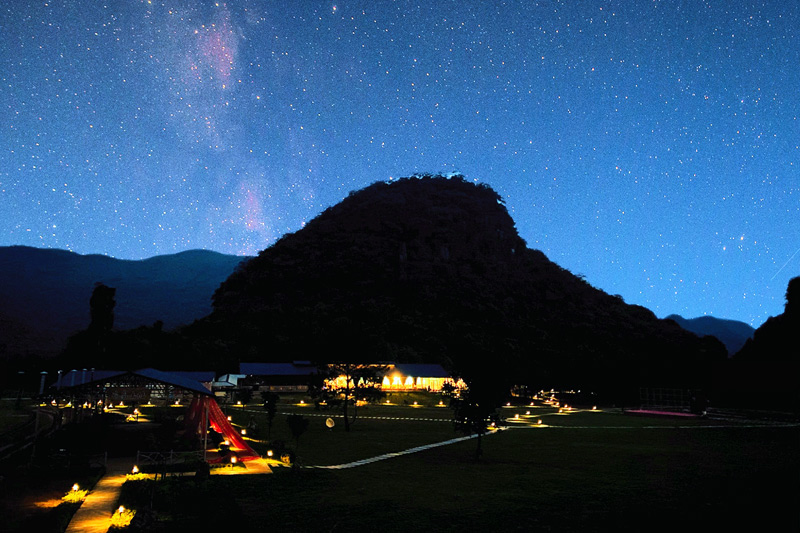 樂(lè)耘夜景。