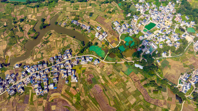 曹良村曹村屯全景鳥(niǎo)瞰圖。