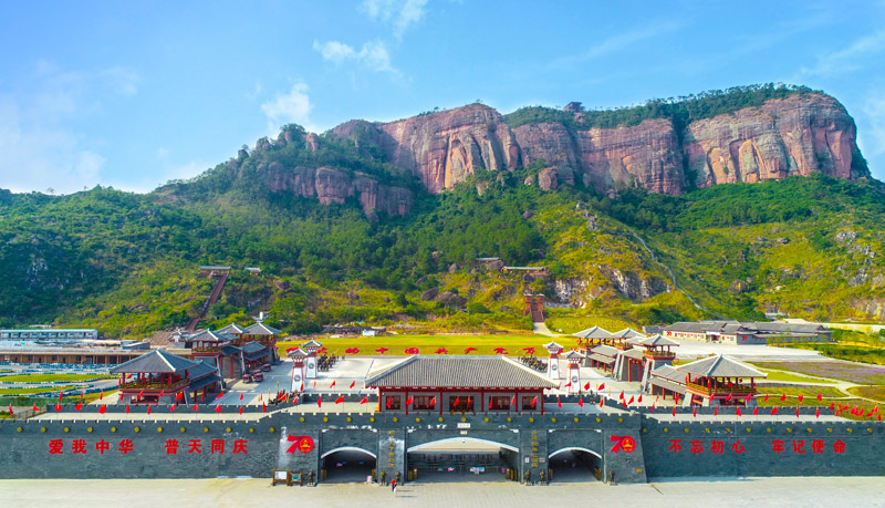 銅石嶺景區(qū)。