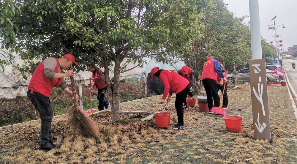 鹿寨縣應(yīng)急管理局：聚焦主業(yè)主責 助力鄉(xiāng)村振興鹿寨縣應(yīng)急管理局聚焦主業(yè)主責，積極投入人力、物力、財力下沉基層，助力鄉(xiāng)村振興。