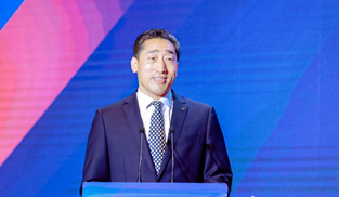 南寧市人民政府副市長劉宗曉近年來，南寧市堅持以實施鄉(xiāng)村振興戰(zhàn)略為總抓手，不斷做大做強特色農(nóng)業(yè)產(chǎn)業(yè)。沃柑、茉莉花、火龍果產(chǎn)業(yè)規(guī)模居全國之首，香蕉產(chǎn)業(yè)規(guī)模居全國前列……【詳細】