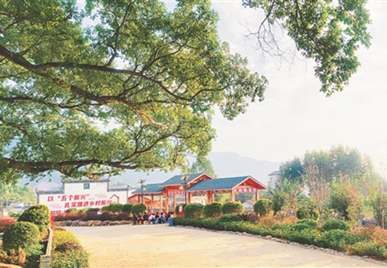 蓮塘鎮(zhèn)廣福村風姿綽約，描眉畫黛換新顏