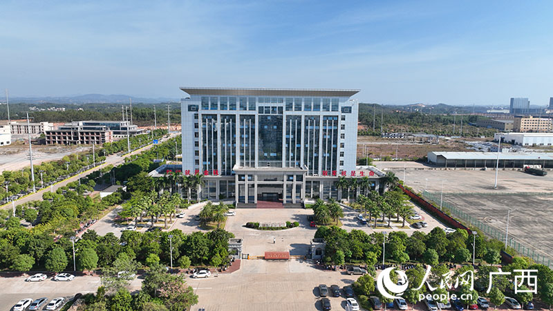 玉林龍?zhí)懂a(chǎn)業(yè)園區(qū)管委會。人民網(wǎng) 付華周攝