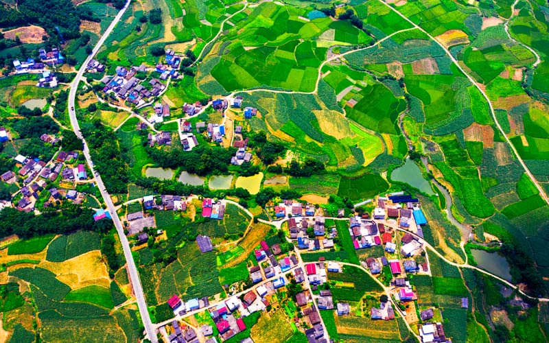 柳城縣大埔鄉(xiāng)村的公路風貌