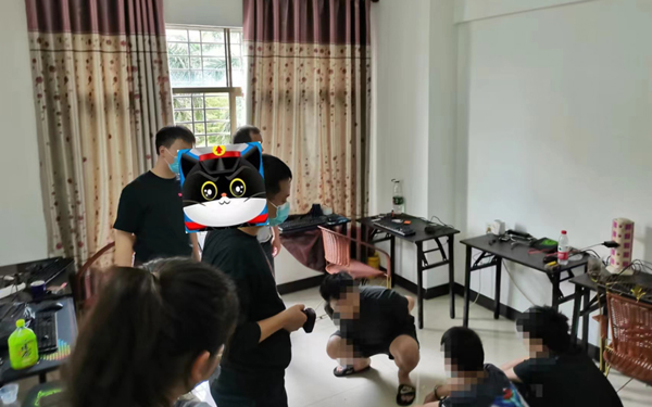 抓捕現(xiàn)場(chǎng)。陳敬龍攝