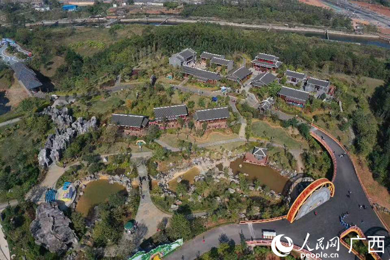 河池園博園航拍圖。人民網(wǎng) 嚴(yán)立政攝