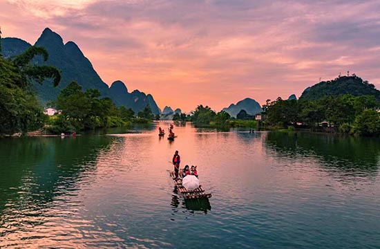 遇龍河晚霞。何錫林?jǐn)z