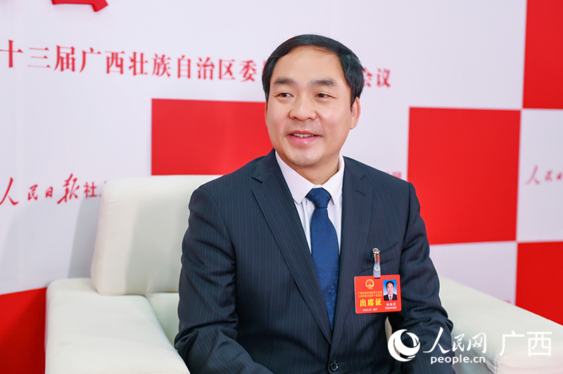 楊勝濤接受專訪。人民網(wǎng)記者 嚴立政攝