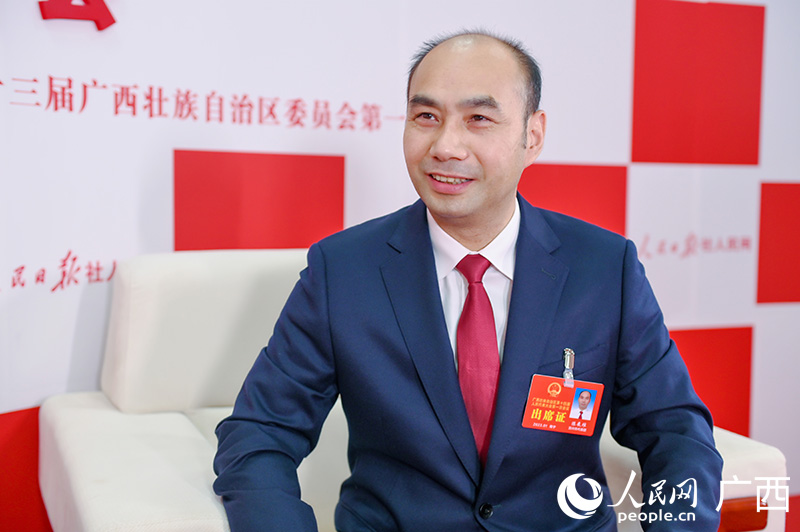 陳展維接受專訪。人民網(wǎng)記者 嚴立政攝