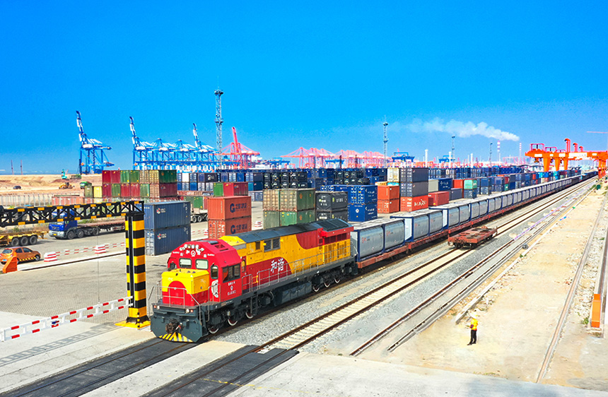 西部陸海新通道欽州海鐵聯(lián)運(yùn)中心站。陳磊攝