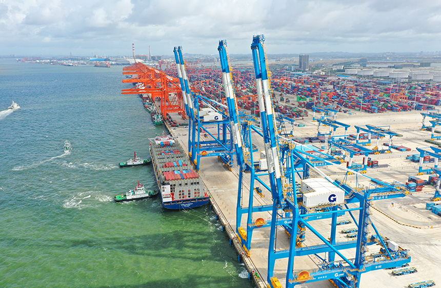 北部灣港欽州港區(qū)自動(dòng)化泊位。敖帥昌攝