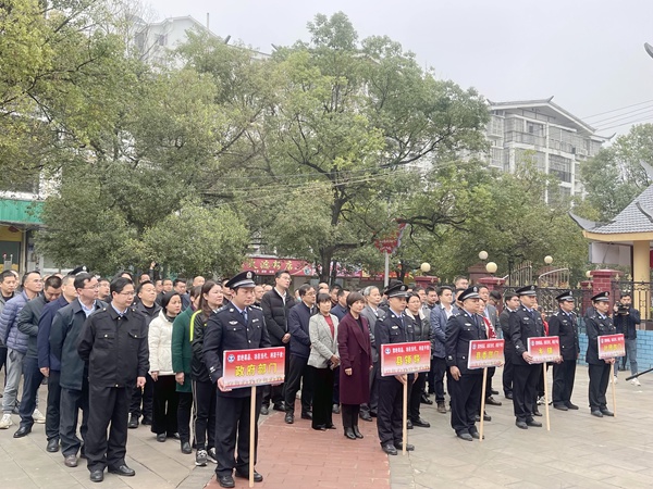 揭牌儀式現(xiàn)場。張春梅攝