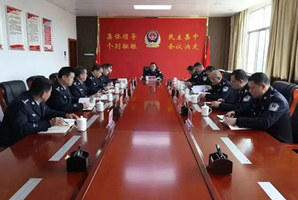 黎塘監(jiān)獄“五早”舉措力促隊伍整改提升自“五整頓五提升”專項行動開展以來，黎塘監(jiān)獄認真查缺補漏，補齊短板弱項，以“五早”舉措，全面提升警察執(zhí)法水平，確保監(jiān)獄管理規(guī)范，推動監(jiān)獄工作高質量發(fā)展。【詳細】 