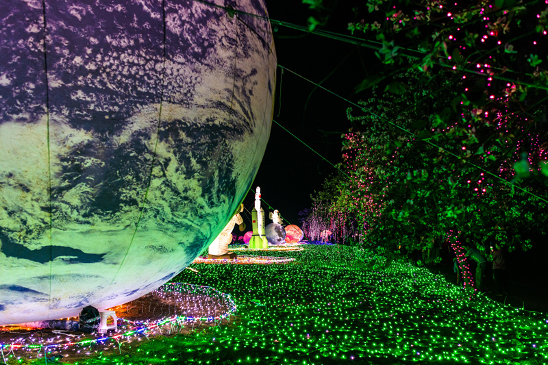 鐘山水墨田園景區(qū)“夢回大唐·不夜城”景觀。莫瑞興攝