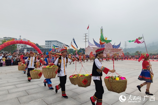 演出現(xiàn)場(chǎng)。人民網(wǎng)記者 王勇攝