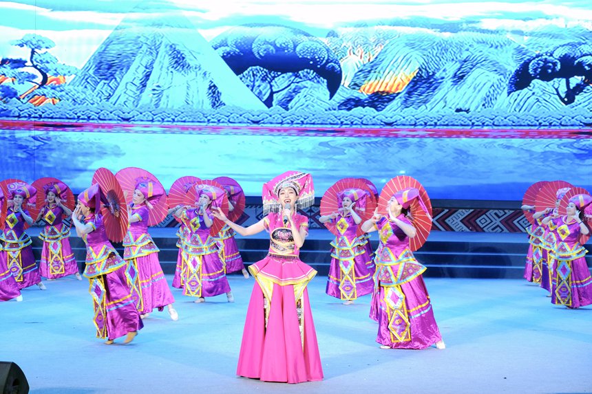 演出現(xiàn)場。