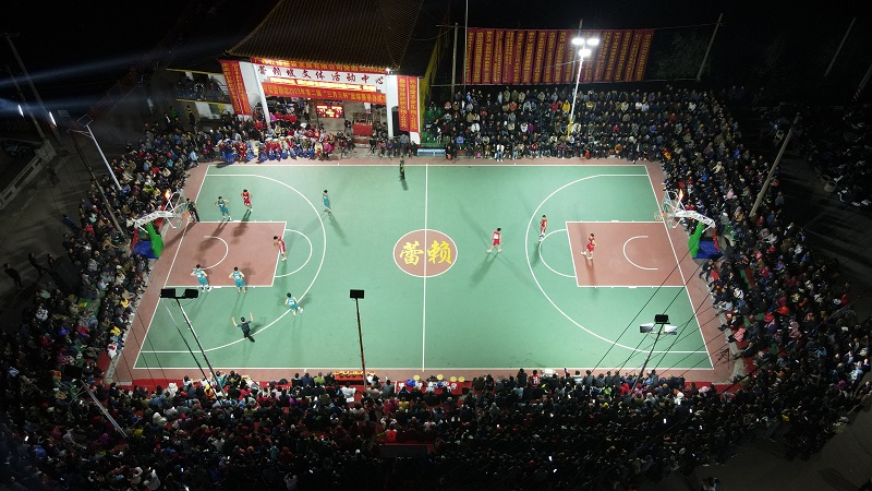 蕾賴坡“村BA”比賽現(xiàn)場(chǎng)。楊華攝