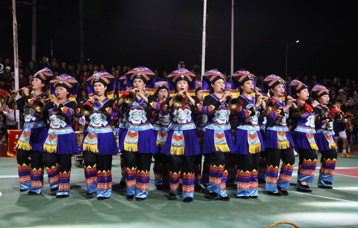 “邕寧壯族八音”助陣比賽。邕寧區(qū)融媒體中心供圖