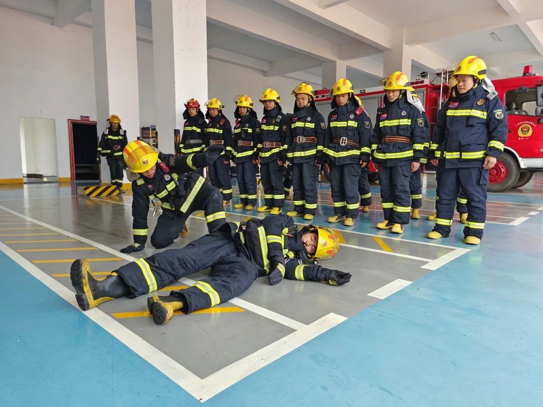 開展緊急救助培訓。