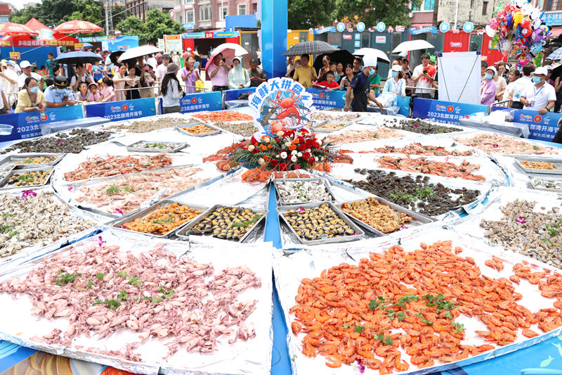 海鮮大拼盤。張泳鴻攝