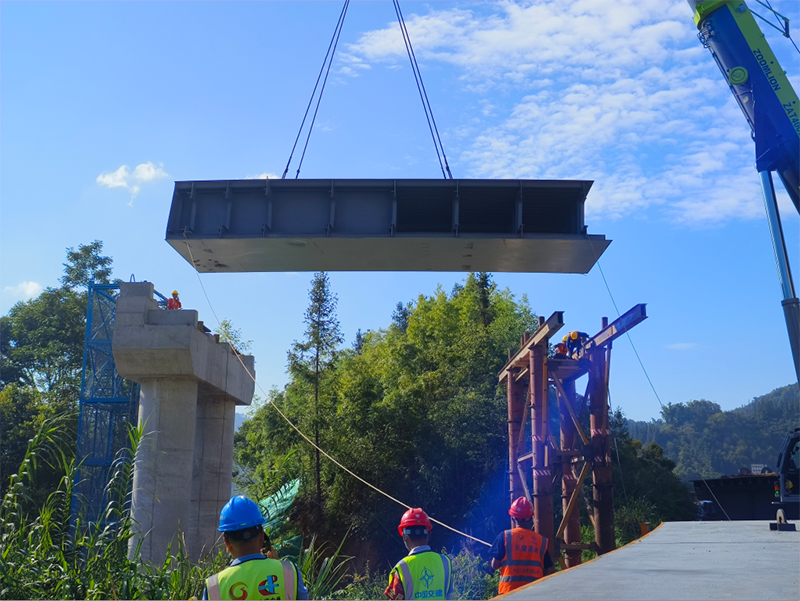 施工作業(yè)現場。郭丹陽攝