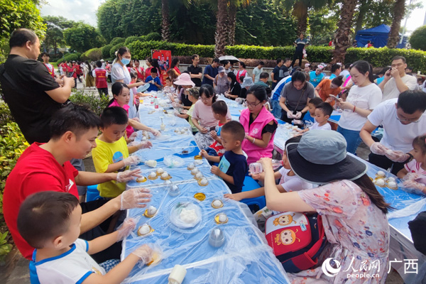 月餅。人民網(wǎng)記者 王勇攝