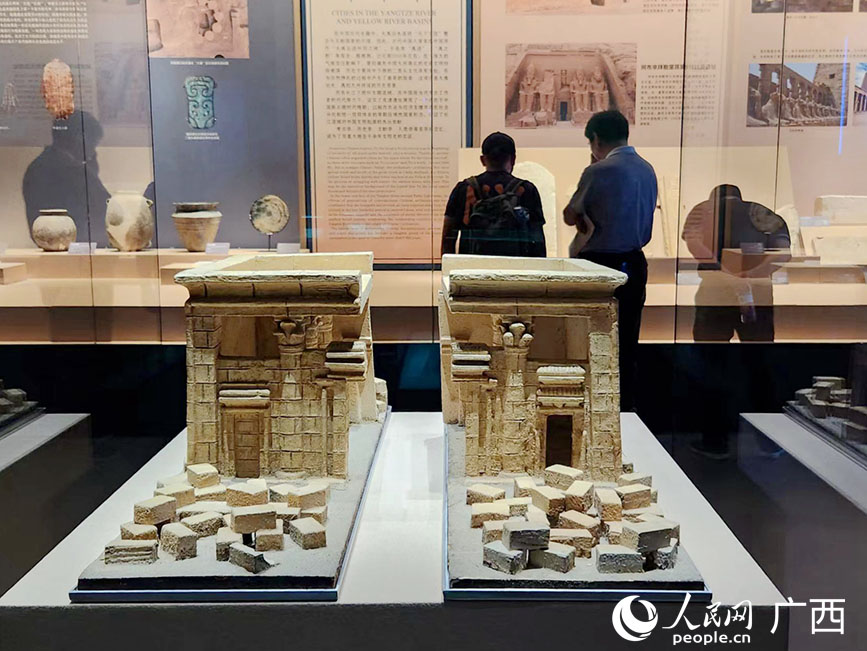 “大河文明”展覽現(xiàn)場(chǎng)。人民網(wǎng)記者 黃子婧攝