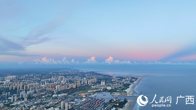 北海銀灘。人民網(wǎng) 付華周攝