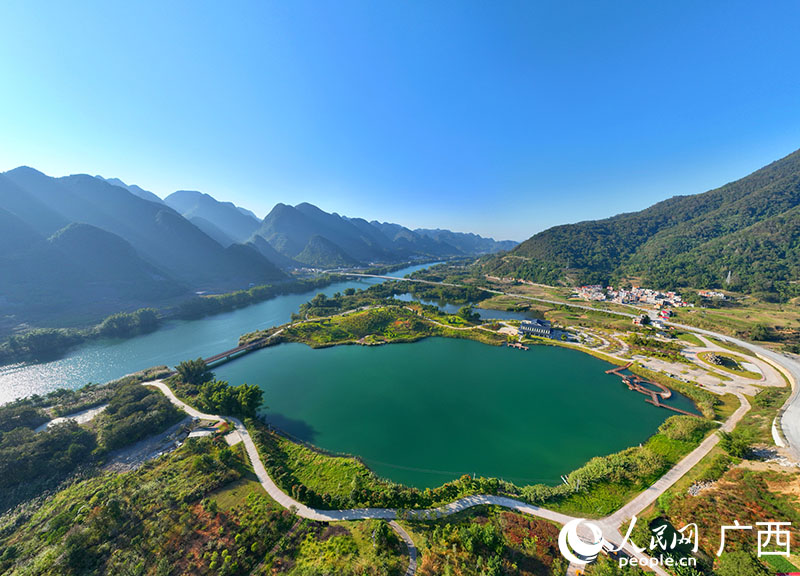 冬日美景。人民網(wǎng) 付華周攝